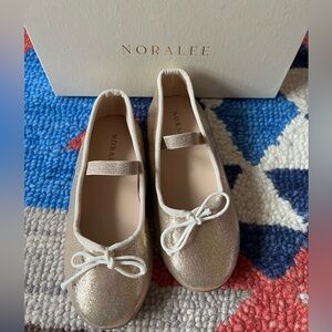 NWB- Noralee metallic rose gold ballet flats